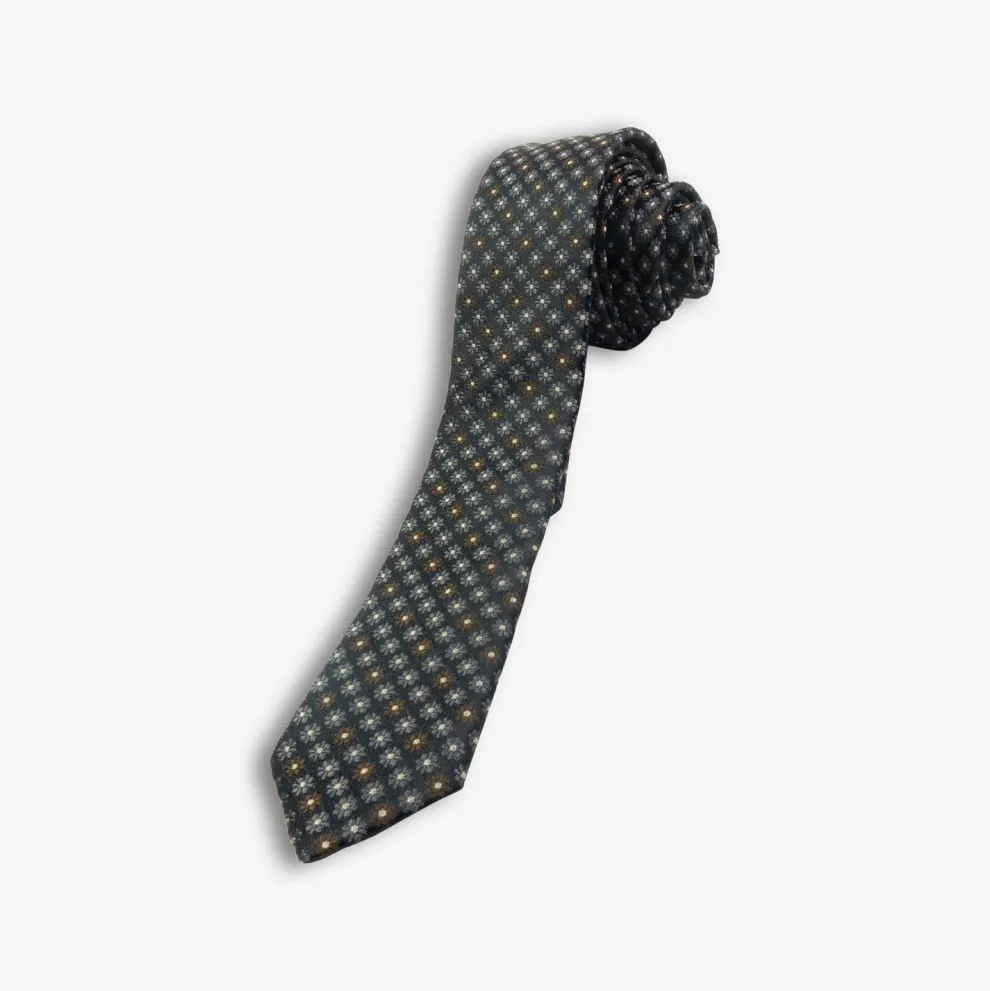 Tie